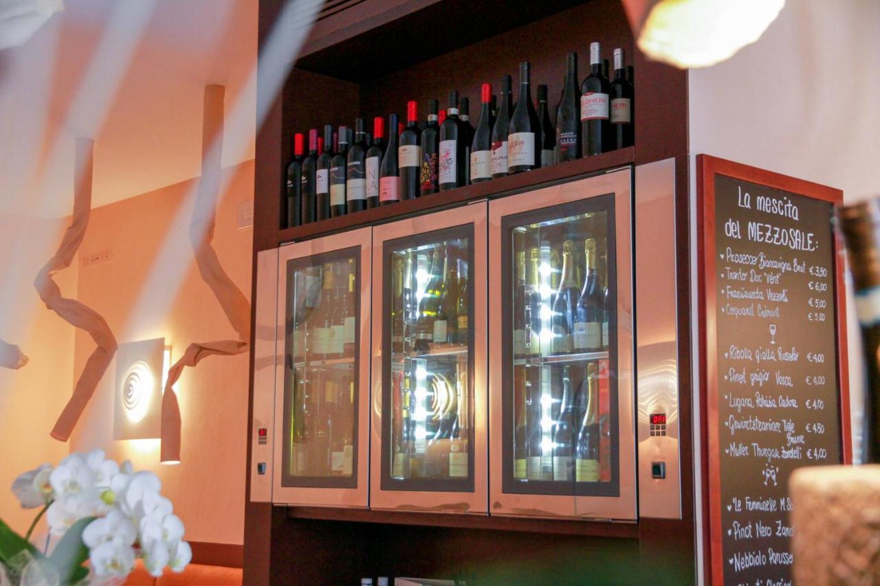 Locanda Mezzosale コネリアーノ エクステリア 写真